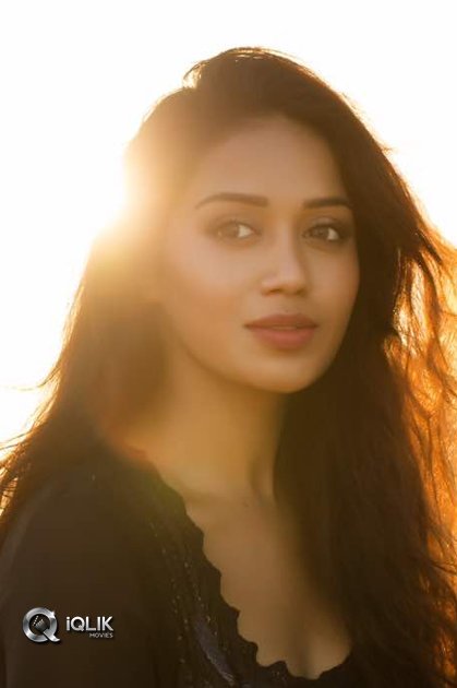 Nivetha-Pethuraj